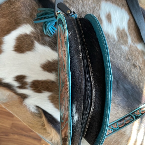 Canteen Western Purse - Picture 3 of 5